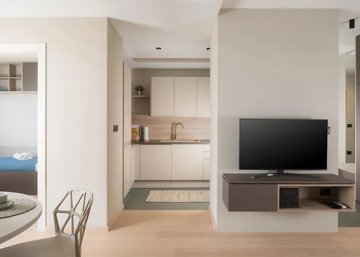 아파트 Luxury Bianco 풀라