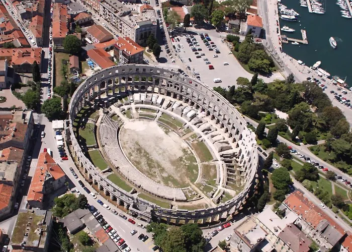 Luxury Bianco 아파트 *